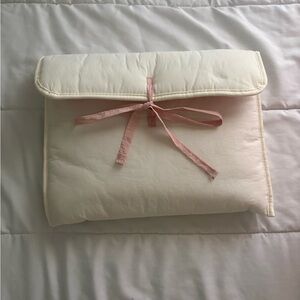 Cream Quilted Laptop Case with Pink Ribbon